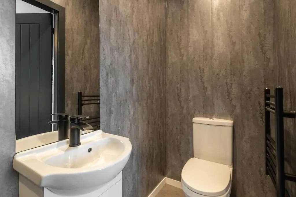 Rockholme - Group Accommodation & 1Gb Wifi ハロゲート