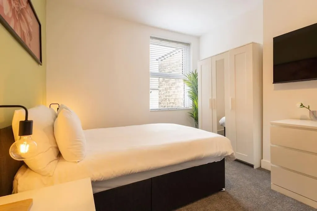 Rockholme - Group Accommodation & 1Gb Wifi ハロゲート