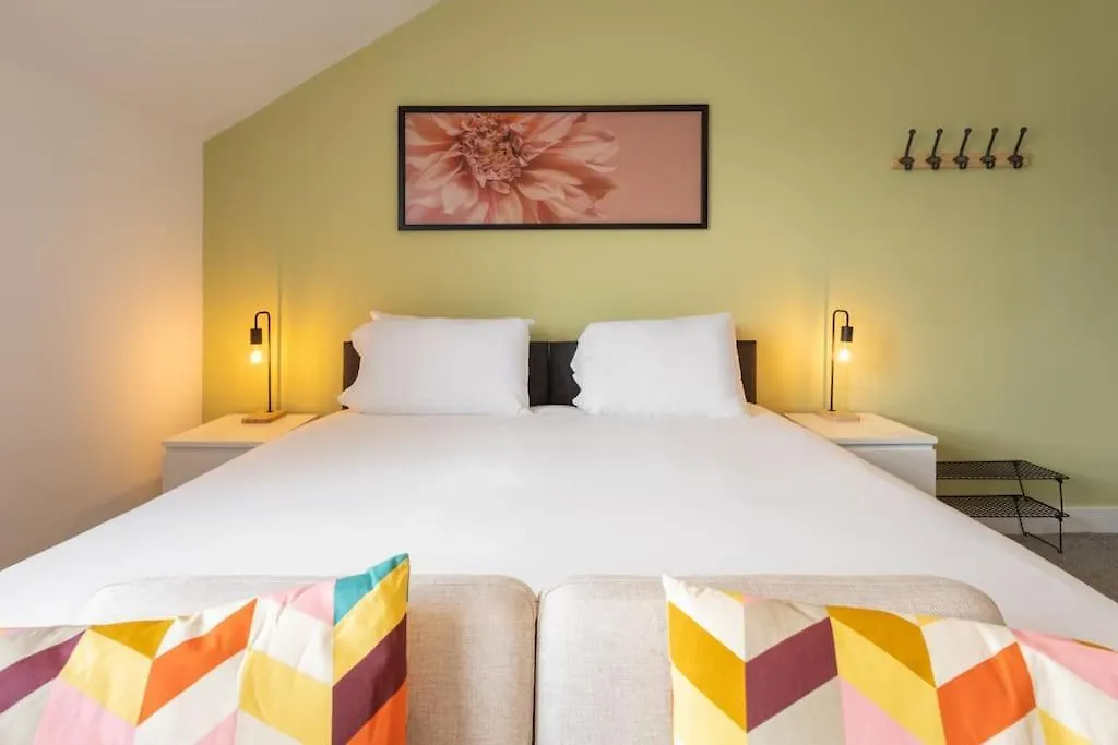 Rockholme - Group Accommodation & 1Gb Wifi Harrogate Сasa de vacaciones